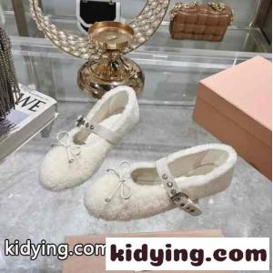 シープスキン フラット バレリーナシューズ ミュウミュウ コピー シューズ スーパーコピー ホワイトkid269bqC8D
