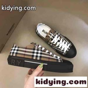 バーバリー コピーブランド スニーカー スーパーコピー 定番 カジュアル チェック コットンスニーカーkid26ueuyiq