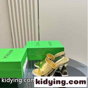 人気 チャチャ ミュール ボッテガ・ヴェネタ サンダル スーパーコピー ゴールドkid265X5byq