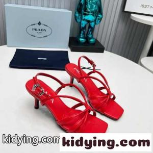 洗練された レザー ヒールサンダル プラダ コピー サンダル スーパーコピー レッドkid2609jKHj