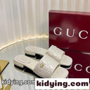 上品 カジュアル ダブルG付き ウィメンズ スライドサンダル グッチ コピー サンダル スーパーコピー ホワイトkid26mGTfeC