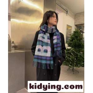 お洒落 定番 バレンシアガ コピーブランド スカーフ 偽物 カシミヤ ロゴ入り チェック柄 マフラーkid26zqeu0b