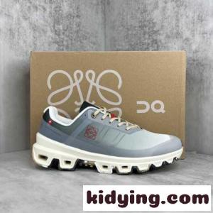 loewe スーパーコピー x ON カジュアル ロエベ スーパーコピー スニーカー コピー 軽量 クラウドベンチャー スニーカーkid26LnyW9z