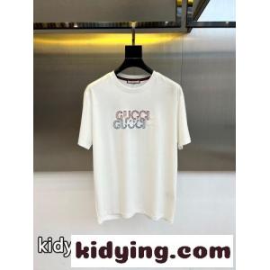 お洒落 ロゴ入り 半袖Tシャツ グッチ コピー Tシャツ 偽物 クルーネック ホワイトkid26zqmGXv