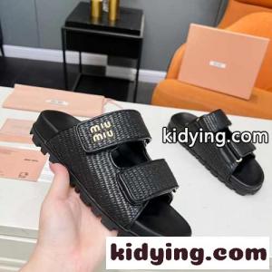 ミュウミュウ コピーブランド サンダル スーパーコピー ラフィア調 スライドサンダル ブラックkid26jKrG5v