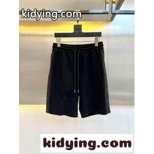 カジュアル 快適 サイドスナップ プラダ コピー パンツ コピー メンズ ショートパンツ ブラックkid26fGDyqa