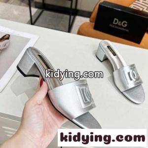 ミュール カーフスキン DG MILLENIALSロゴ ドルチェ&ガッバーナ ブランド コピー サンダル コピー シルバーkid26CmWHPr