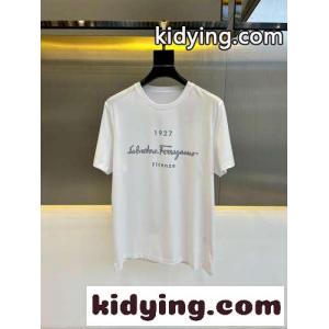 サルヴァトーレ・フェラガモ Tシャツ コピー シンプル ロゴ入り 半袖Tシャツ ホワイトkid26Cem4na