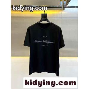 サルヴァトーレ・フェラガモ Tシャツ コピー シンプル ロゴ入り 半袖Tシャツ ブラックkid260Hvmeu