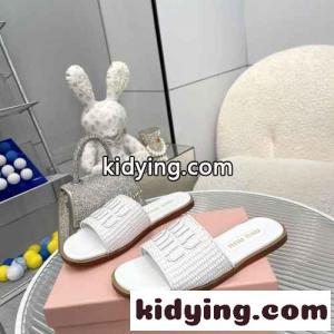 春夏 スライドサンダル ミュウミュウ コピー サンダル コピー ロゴ入り ホワイトkid26fiuKny