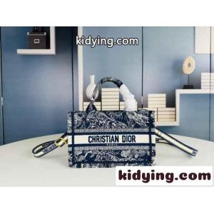 dior ブランド コピー Book Tote バッグ ミニ クリスチャン・ディオール ブランド コピー バッグ コピー ブルーkid26K5TzCq