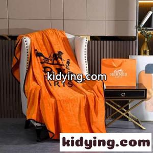 柔らかく肌触り ふわふわ エルメス コピーブランド 毛布 偽物 おしゃれ 可愛い オールシーズンkid26rGfqCm