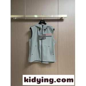 洗練された 合わせやすい フーデッド ジレ プラダ コピーブランド ジャケット 偽物 ベストkid26naKPra