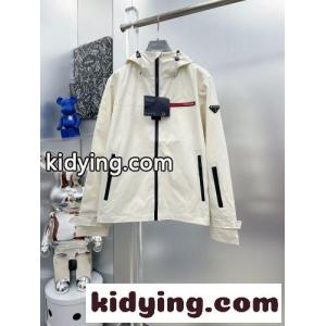 スタイリッシュ 軽量 フーデッドブルゾン プラダ スーパーコピー ジャケット 偽物 オフホワイト スーパーコピーkid261nyuqu