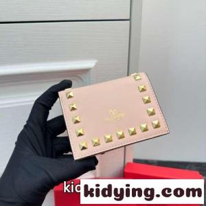 ロックスタッズ スモール ウォレット ヴァレンティノ コピー 財布 コピー ピンクkid26q0HPfe