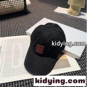 シンプル ロゴパッチ ロエベ コピーブランド キャップ コピー 合わせやすい 帽子 ブラックkid26iqeeqi