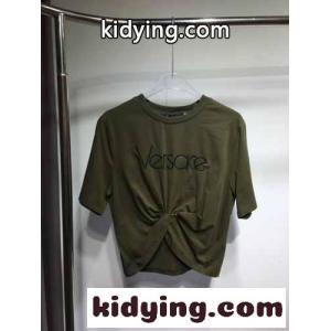セーフティー ピン ロゴ 半袖Tシャツ ヴェルサーチ ブランド コピーェ Tシャツ コピー グリーンkid26mu01fm