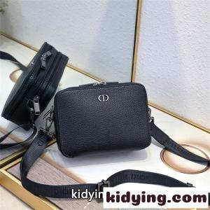 人気話題 dior ブランド コピー ディオール ブランド コピー スーパーコピー ショルダーバッグ シボ革風質感 ミニサイズ 高級 ボディバッグkidying26X9PPzm