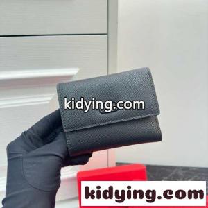 人気 コンパクト Vロゴ 折りたたみ財布 ヴァレンティノ ブランド コピー 財布 コピー ブラックkid264rWvSj