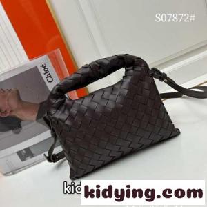 ボッテガ・ヴェネタ バッグ コピー ミニ ホップ ショルダーバッグ ダークブラウンkid26Pbem8D