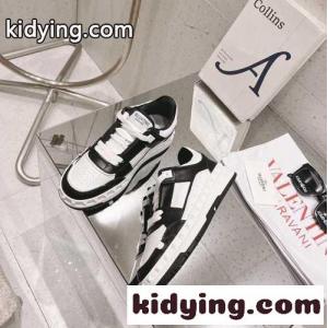 人気 定番 レースアップ ロートップスニーカー ヴァレンティノ ブランド コピー スニーカー コピーkid26SjWLXb