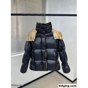 モンクレール スーパーコピー ダウンジャケット コピー レディース 人気 Paranaショートダウンジャケットkid26HzemWr