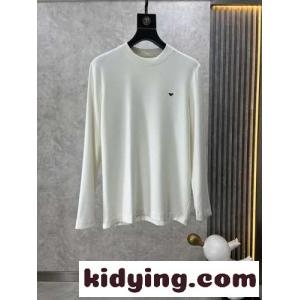 シンプル 合わせやすい クルーネック 長袖Tシャツ アルマーニ コピー Tシャツ コピー ホワイトkid26S1DeGD