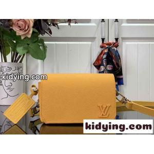 M82085 ファストライン・ウェアラブル ウォレット ルイヴィトン コピーブランド バッグ スーパーコピーkid26n05nqq