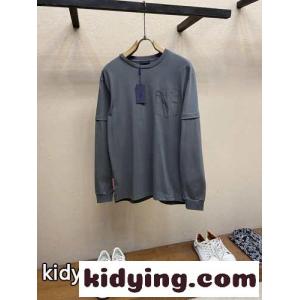 ナイロンポケット クルーネック 長袖Tシャツ プラダ コピー Tシャツ コピー グレーkid26T9LLHv