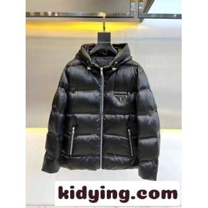 秋冬 大人気 プラダ コピーブランド ダウンジャケット スーパーコピー ナイロン 暖かい アウターkid26LXTDuu