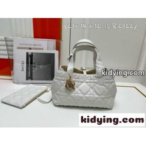 ディオール ブランド コピー dior ブランド コピー TOUJOURS トート スモール クリスチャン・ディオール ブランド コピー バッグ コピー ホワイトkid26ummuGr