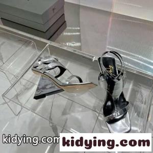 上品 レディース パテントレザー ジュゼッペ・ザノッティ サンダル コピー シルバーkid26ODKPzi