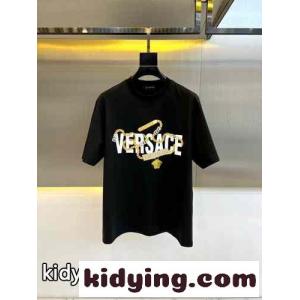 シンプル ロゴ入り 半袖Tシャツ ヴェルサーチ コピーェ Tシャツ 偽物 ブラックkid26eK15nC