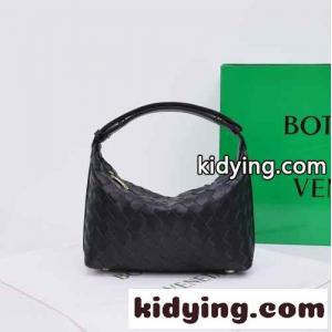 上品 エレガント ボッテガヴェネタ コピー ミニ ウォレス ショルダーバッグ コピー ブラックkid26KrCSry