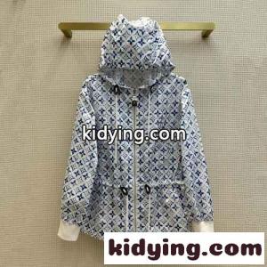 LV バイ・ザ・プール モノグラムフラワータイルショートパーカ ルイヴィトン コピーブランド ジャケット コピーkid2601zi0f