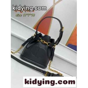 スモール CDエンボス CEST dior スーパーコピー バッグ クリスチャン・ディオール スーパーコピー バッグ コピー ブラックkid269Dq0vm