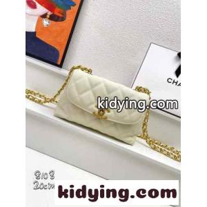 可愛い 23P フラップバッグ シャネル スーパーコピー バッグ コピー チェーン ショルダーバッグkid269beS1f