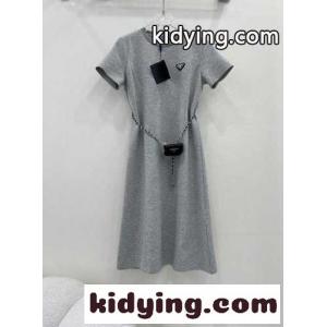 シンプル クルーネック 半袖 Tシャツワンピース プラダ ブランド コピー ワンピース コピー レディース グレーkid26KnemKr