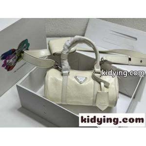 プラダ コピーブランド バッグ コピー カジュアル 上品 レディース 2WAY ハンドバッグkid26nuaaKr