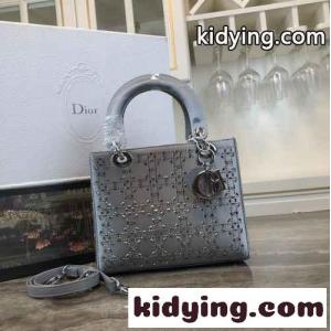 大人気 LADY dior コピーブランド カナージュ サテン ハンドバッグ クリスチャン・ディオール コピーブランド バッグ コピー グレーkid26TPXXva