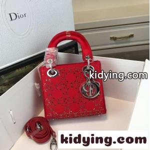 クリスチャン・ディオール スーパーコピー バッグ コピー 大人気 LADY dior スーパーコピー カナージュ サテン ミニバッグ レッドkid265LXHvu
