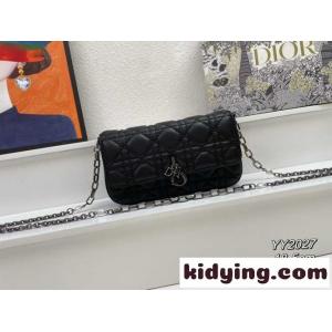 クリスチャン・ディオール スーパーコピー バッグ コピー LADY dior スーパーコピー フォンポーチ ブラックkid26fKHHTz