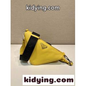 プラダ スーパーコピー トライアングル レザー バッグ スーパーコピー おしゃれ ショルダーバッグ イエローkid26iO1nOn