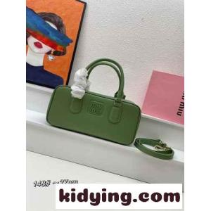 ミュウミュウ コピー バッグ コピー ラムスキン 人気 エレガント フェミニン トップハンドルバッグkid26CC8n8z