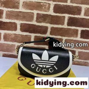ブランド コピー adidas X gucci ブランド コピー ミニバッグ グッチ ブランド コピー バッグ コピー ショルダーバッグ ブラックkid26Kr8jWr