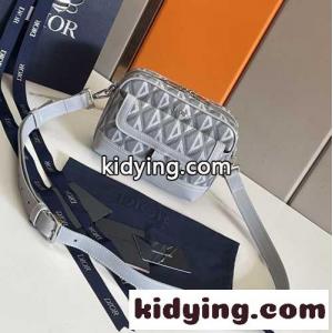 dior コピー HIT THE ROAD メッセンジャーポーチ クリスチャン・ディオール コピー バッグ コピー ショルダーバッグkid26LX9fSv