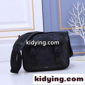 dior ブランド コピー EXPLORER メッセンジャーバッグ クリスチャン・ディオール ブランド コピー バッグ コピー カジュアルkid26WfaS1D