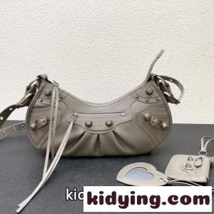 定番 人気 LE CAGOLE バレンシアガ コピー バック コピー レザー ショルダーバッグ グレーkid26WjGL1D