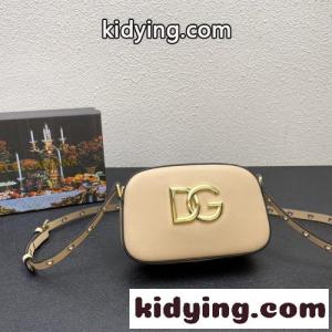 ドルチェ&ガッバーナ コピー バッグ コピー 3.5 カーフスキン DG ロゴ クロスボディバッグ ピンクkid26yC8Dmq