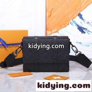 ルイ・ヴィトン バッグ メンズ コピー M57726 トランク・メッセンジャー PM エンボス加工 ショルダーバッグkid26819Diq
